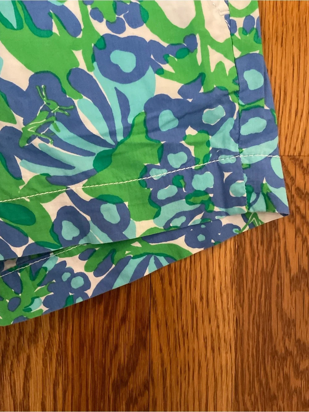 Lilly Pulitzer Callahan Pink Label with Blue and Green Floral Shorts. Size 0
